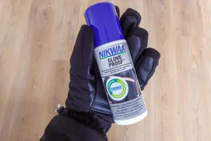 Zo onderhoud je je handschoenen met Nikwax Glove Proof